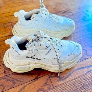 Balenciaga women sneakers